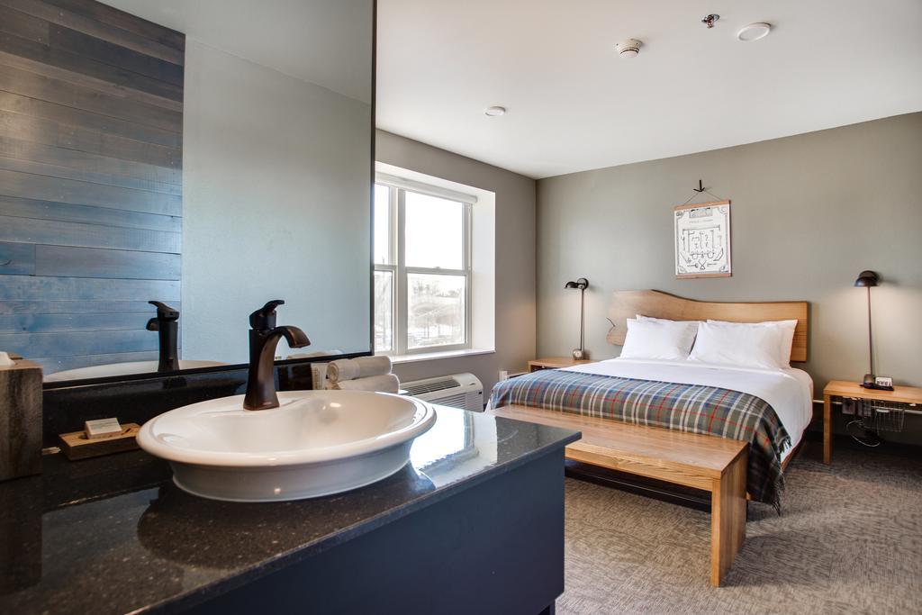 The Oxbow Hotel Eau Claire Bagian luar foto