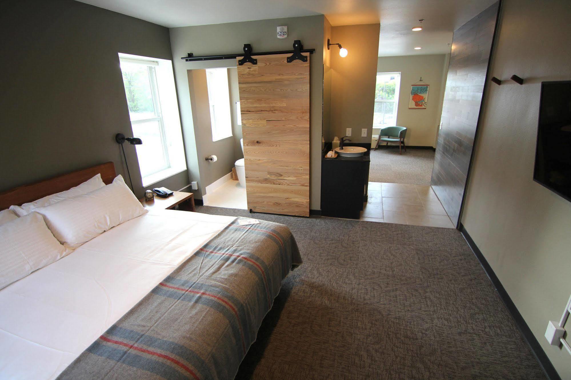 The Oxbow Hotel Eau Claire Bagian luar foto