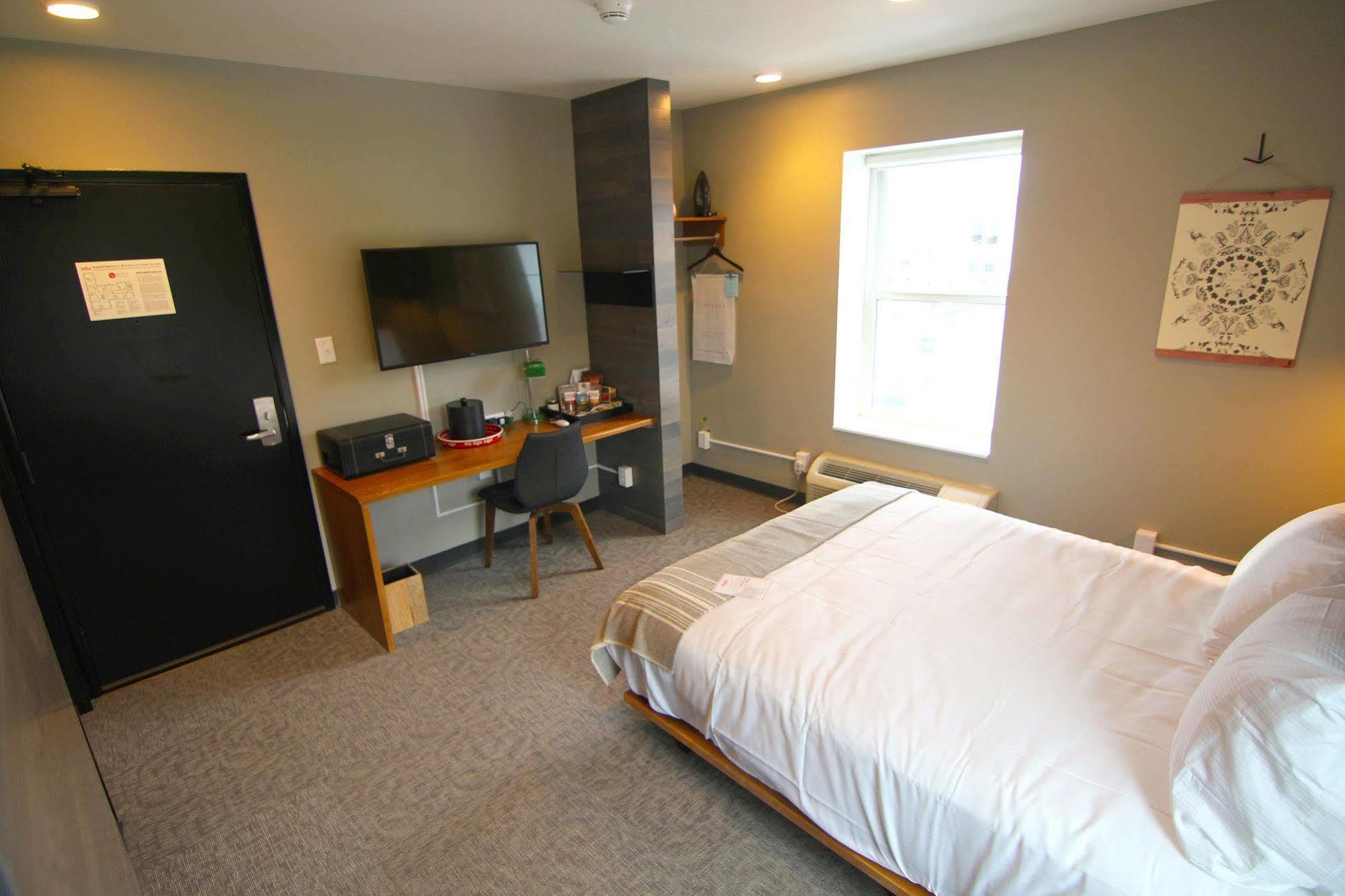 The Oxbow Hotel Eau Claire Bagian luar foto